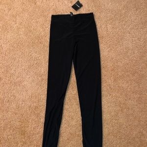 Forever 21 black leggings